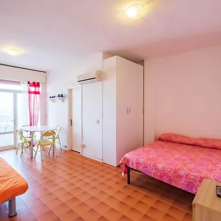 Einzimmerwohnung Im 2 Stock Mit Meerblick, Parkplatz Und Klimaanlage Apartman Lido delle Nazioni